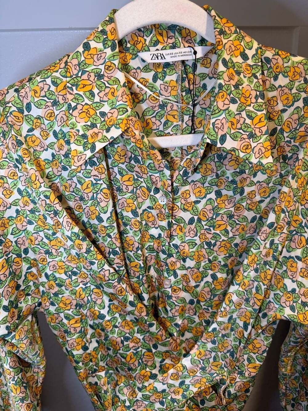 Zara - Picture 2 of 5